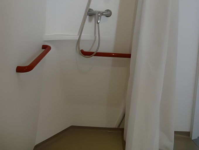Bedroom 2, Grand Hotel Senia, Val-de-Marne