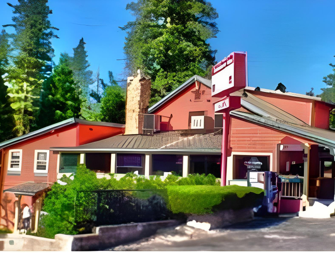 Others 4, Strawberry Inn, Tuolumne