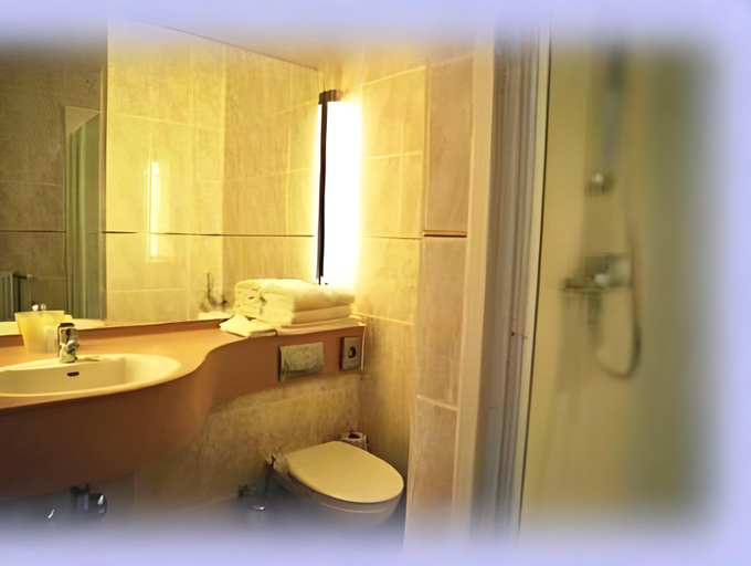 Bathroom 3, Hotel Canteklaar, West-Vlaanderen