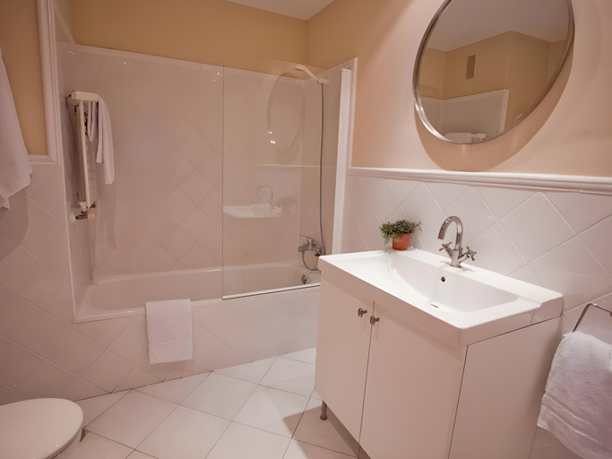 Bathroom 4, Apartment in the Centre, Madrid
