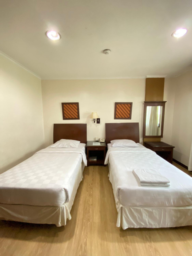 Bedroom 8