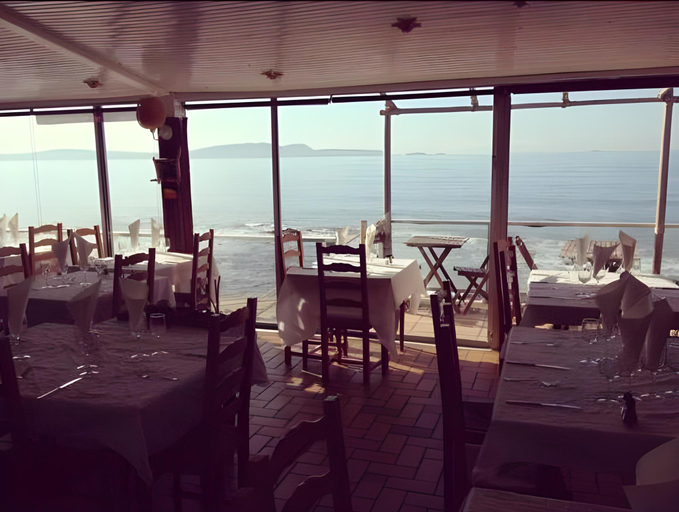 Food & Drinks 5, Stella Maris, Var