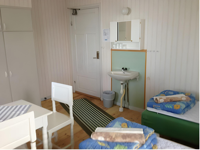 Others 4, Fridhems Pensionat, Gotland