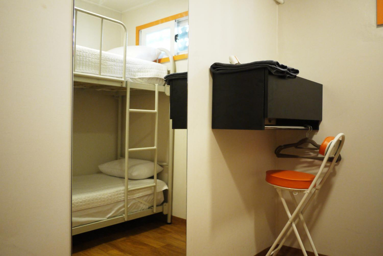 Bedroom 14