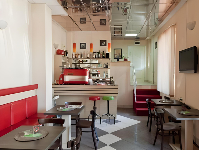 Food & Drinks 5, Bed and Breakfast Majesty, Niš