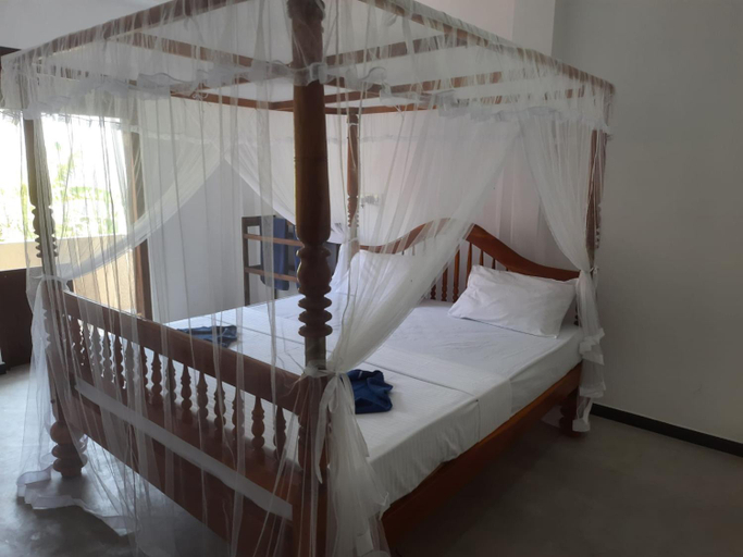 Others 3, Bluefin Place to Stay, Habaraduwa