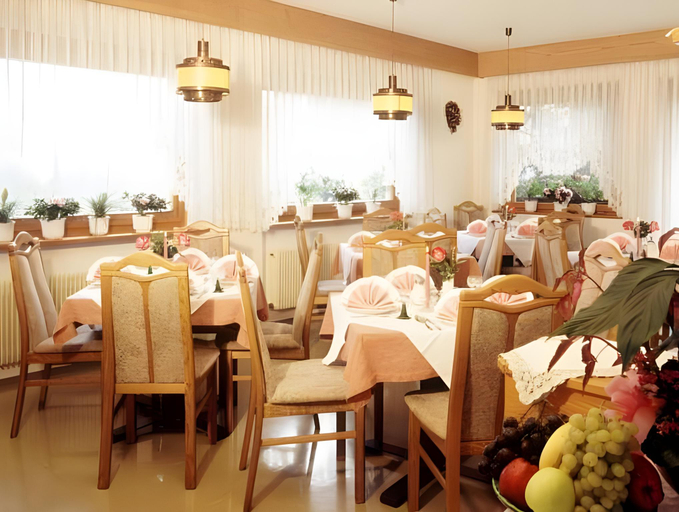 Food & Drinks 4, Guesthouse Pension Grafenstein, Bolzano