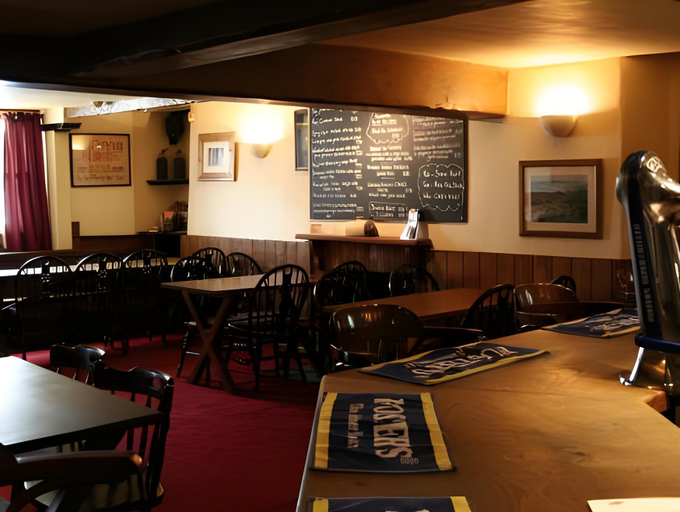 Others 5, The Silverton Inn, Devon