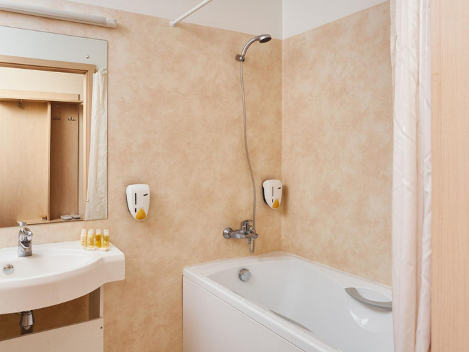 Bathroom 4, Rija Bauska Hotel, Bauska