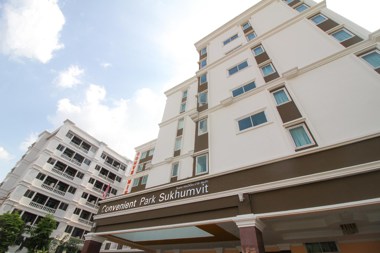 Exterior 15