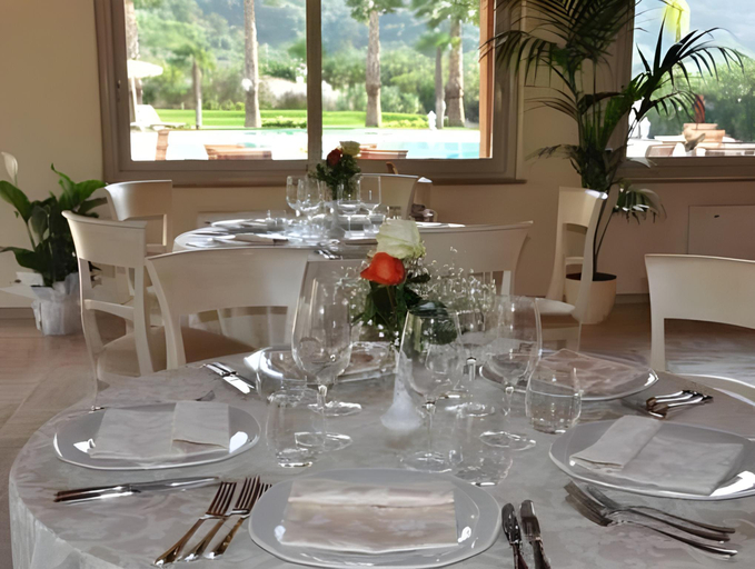Food & Drinks 5, Alcantara Resort, Charming & Relaxing Hotel , Adults Only 16 plus, Messina