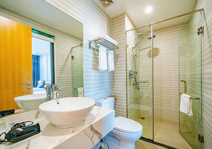 Bathroom 4, Kim Sentral Hotel, Hạ Long