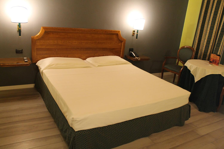 Bedroom 8