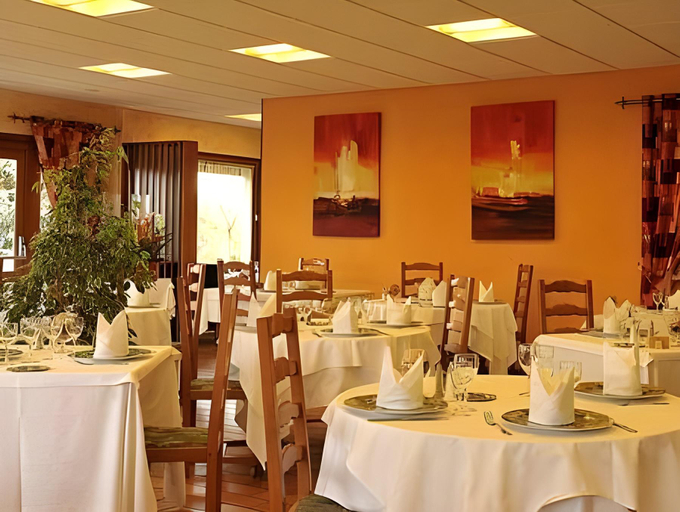 Food & Drinks 5, Logis Hotel Le Prieure, Indre