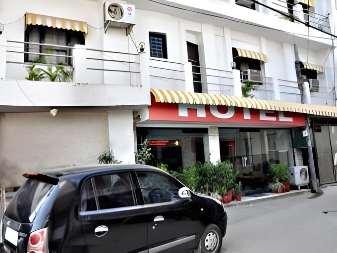 Exterior & Views, Hotel Metro Tower, Delhi