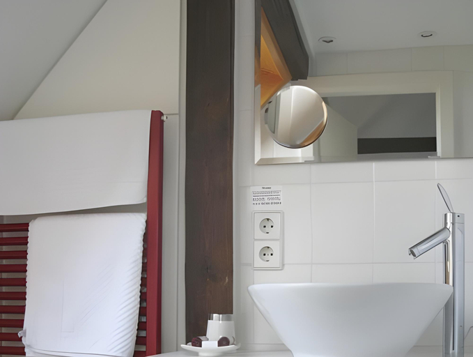 Bathroom 3, Hotel Burkle, Rems-Murr-Kreis