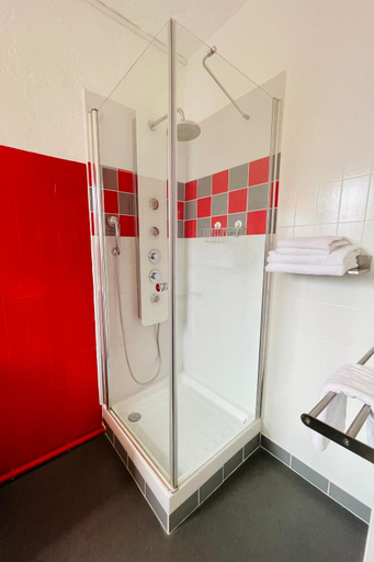 Bathroom 8