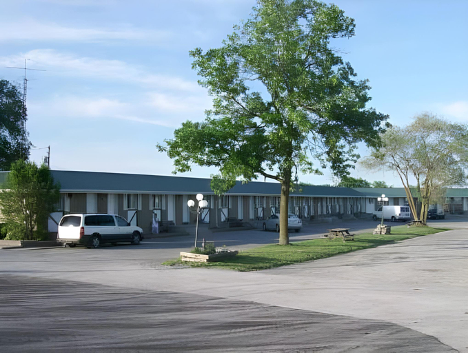 Others 2, Royal Napanee Inn, Lennox and Addington