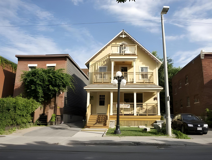 Others 5, Ottawa Backpackers Inn, Ottawa