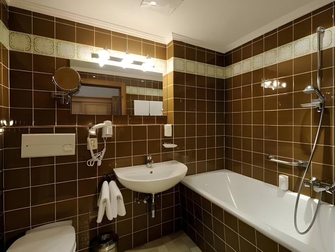 Bathroom 3, Hotel Blattlhof, Kufstein
