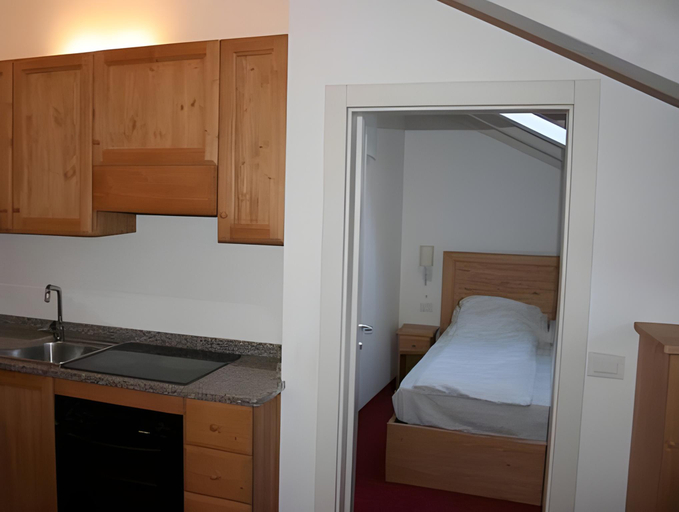 Bedroom 2, Hotel B&B Francolini, Trento