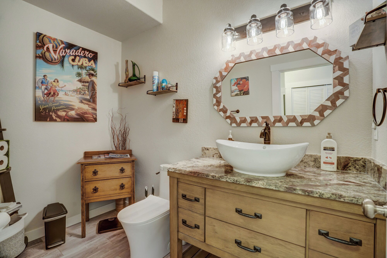 Bathroom 4, Monument Gym, El Paso
