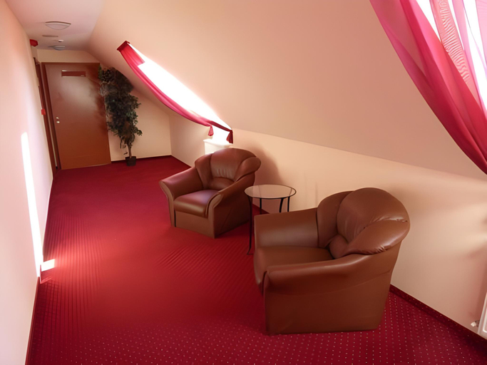 Bedroom, Libra Hotel, Veresegyház