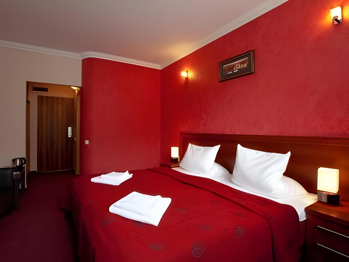 Bedroom 3, Relax Inn, Praha 8