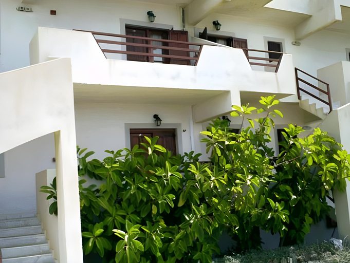 Exterior & Views 1, Yiannis Ηotel, South Aegean
