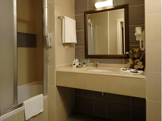 Bathroom 5, Le Jardin Resort, Kemer