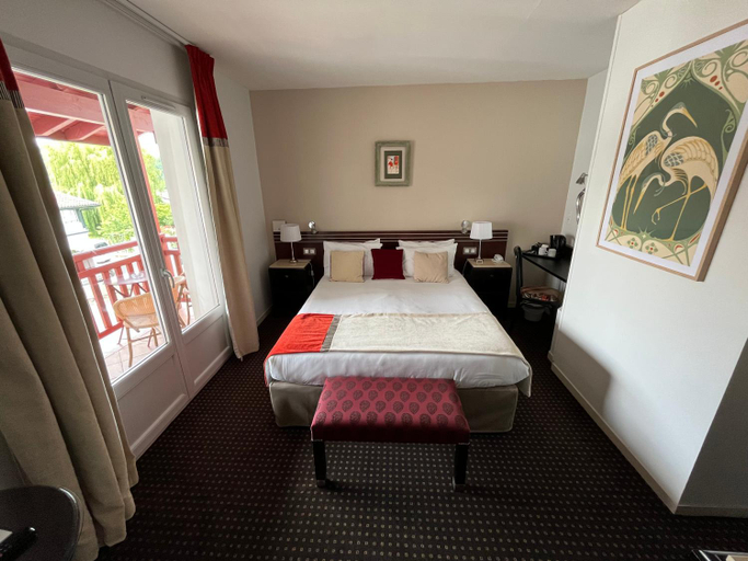 Bedroom 9