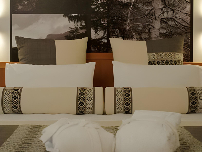 Bedroom 3, Hotel Isolabella Wellness, Trento