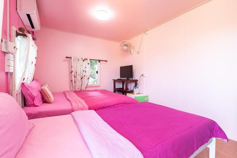 Bedroom 12