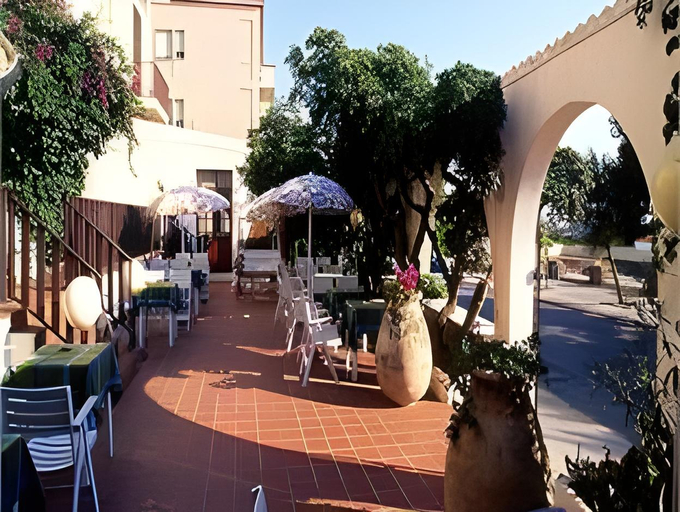 Food & Drinks 3, El Balear, Sassari