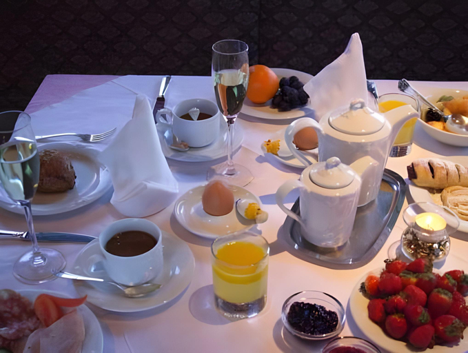 Food & Drinks 3, Suites Hotel Garden, Bolzano