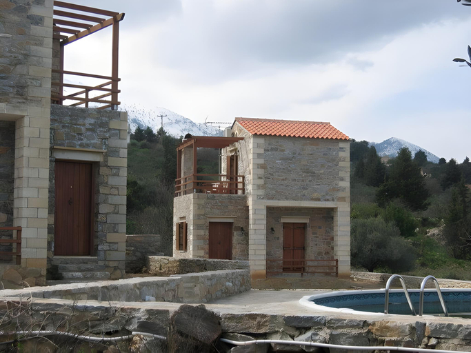 Others 3, Stratos Villas, Crete
