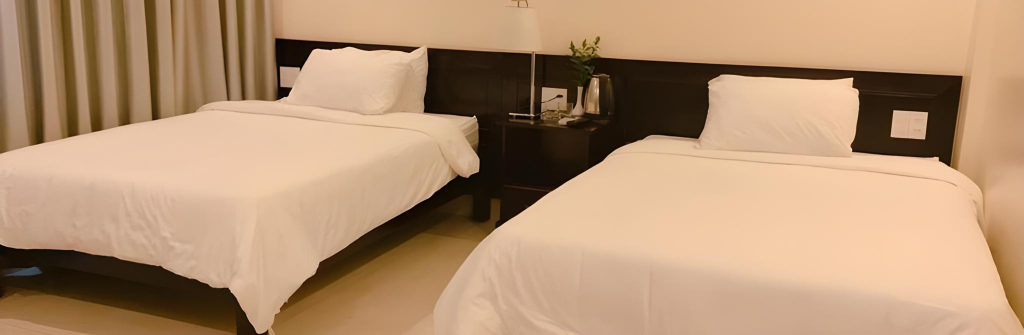 Others 4, Oriental Motel, Hạ Long