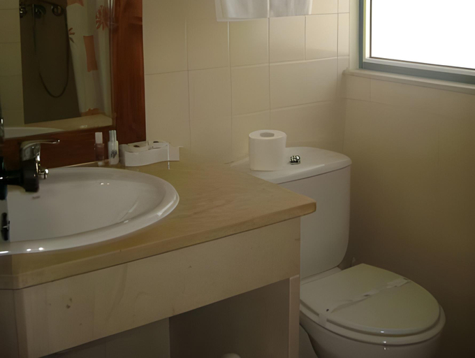 Bathroom 3, Rosa dos Ventos, Odemira