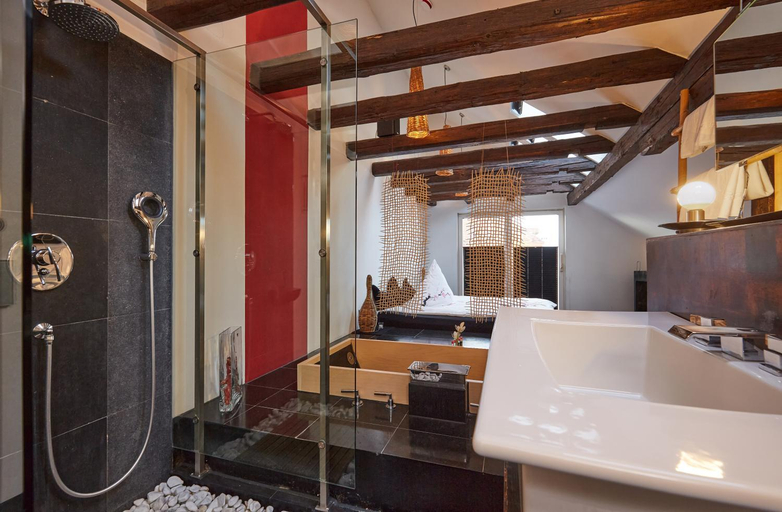 Bathroom 2, Der Zauberlehrling, Stuttgart