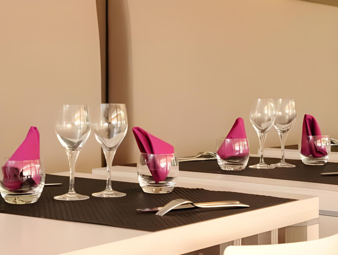 Others 5, Logis Hotels - Le Bellaroc - Hotel 2 etoiles et Restaurant, Lot