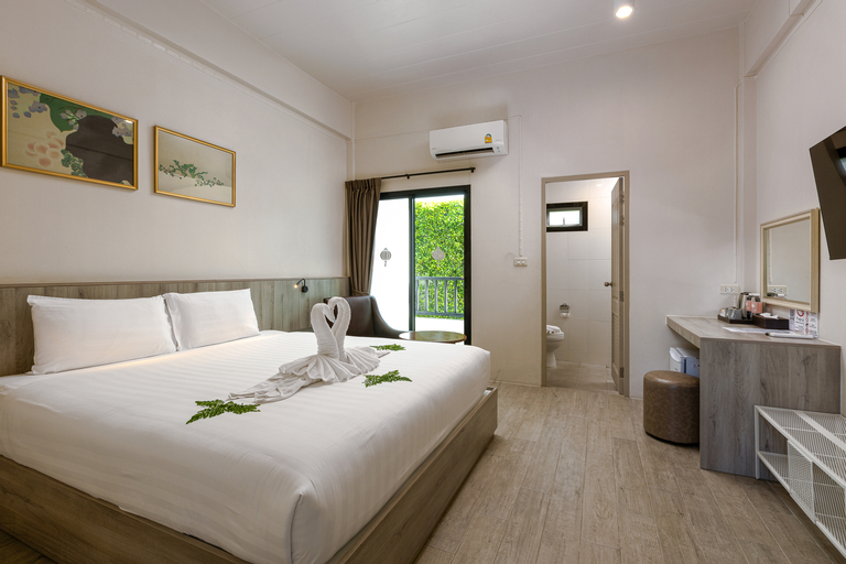 Bedroom 6