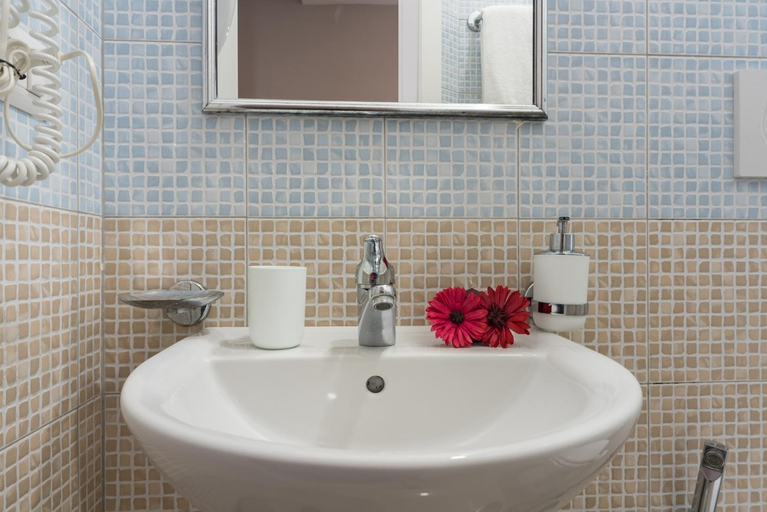 Bathroom 4, Sweet Holidays In Rome, Rome