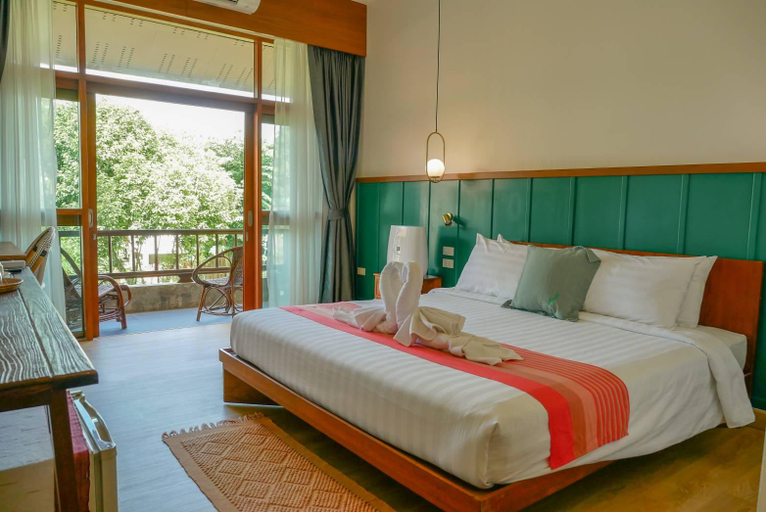 Bedroom 12