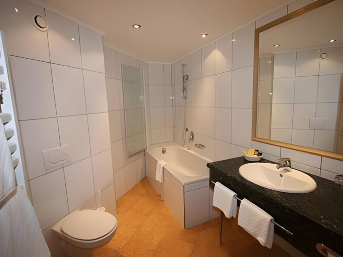 Bathroom 4, Hotel Alpenaussicht Obergurgl, Imst