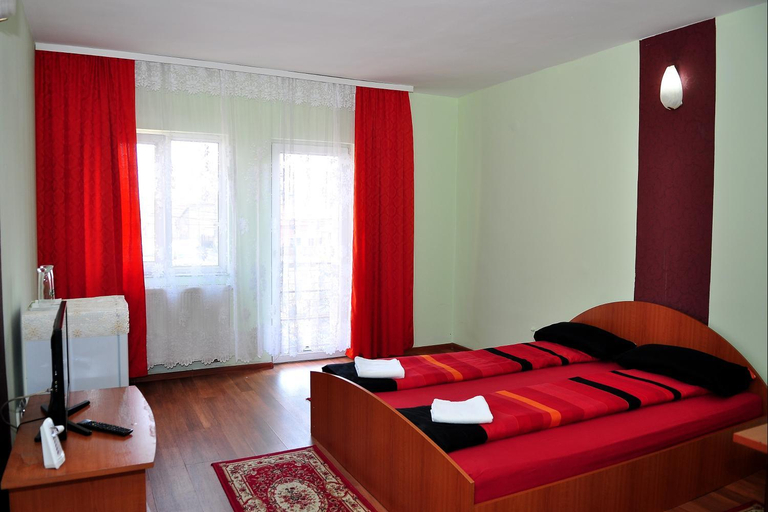 Others 2, Casa Otilia, Cluj-napoca