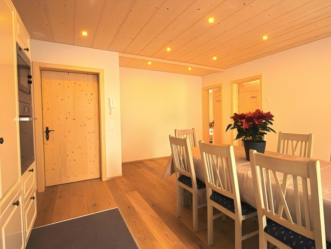 Others 4, B&B Panorama, Saanen