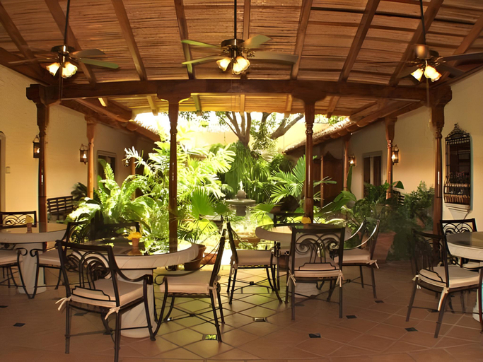 Food & Drinks 5, Los Robles Charming Colonial Boutique Hotel, Managua