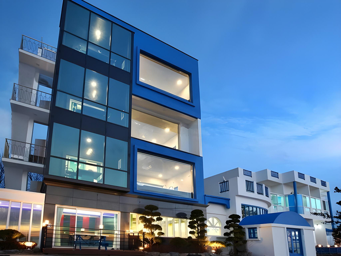 2, Blue Latte Poolvilla, Hwaseong