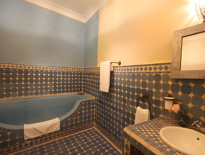 Bathroom 3, Riad Mur Akush, Marrakech