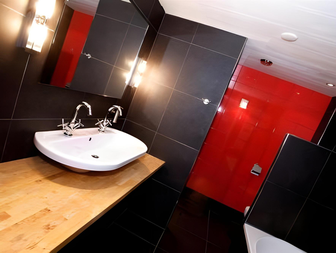 Bathroom, Boutique B&B Hoeve de Haar, Hof van Twente